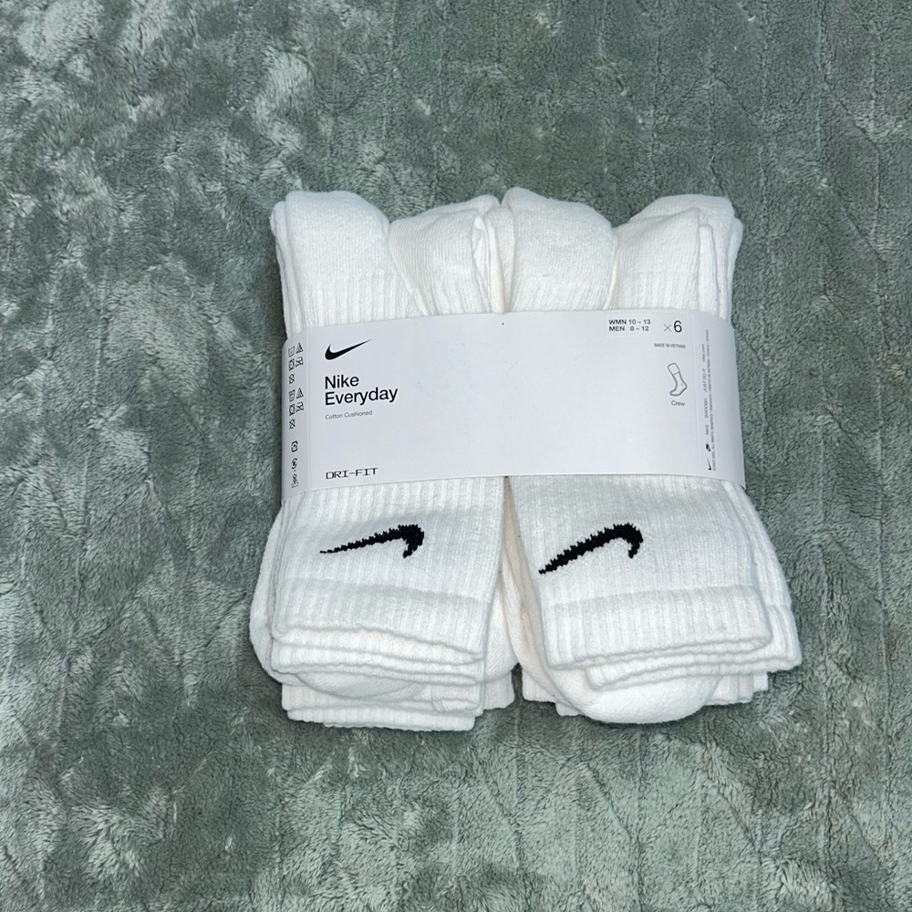 Nike Everyday Dri Fit White Crew Tube Socks 6 Pack Men’s 8-12 Women’s 10-13